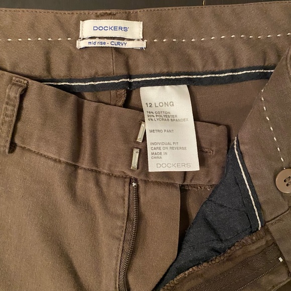 Brown women’s dockers pants, sz 12 Long Tall, Midrise, curvy. GUC - Picture 3 of 10